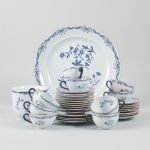 1200 9377 DINNERWARE